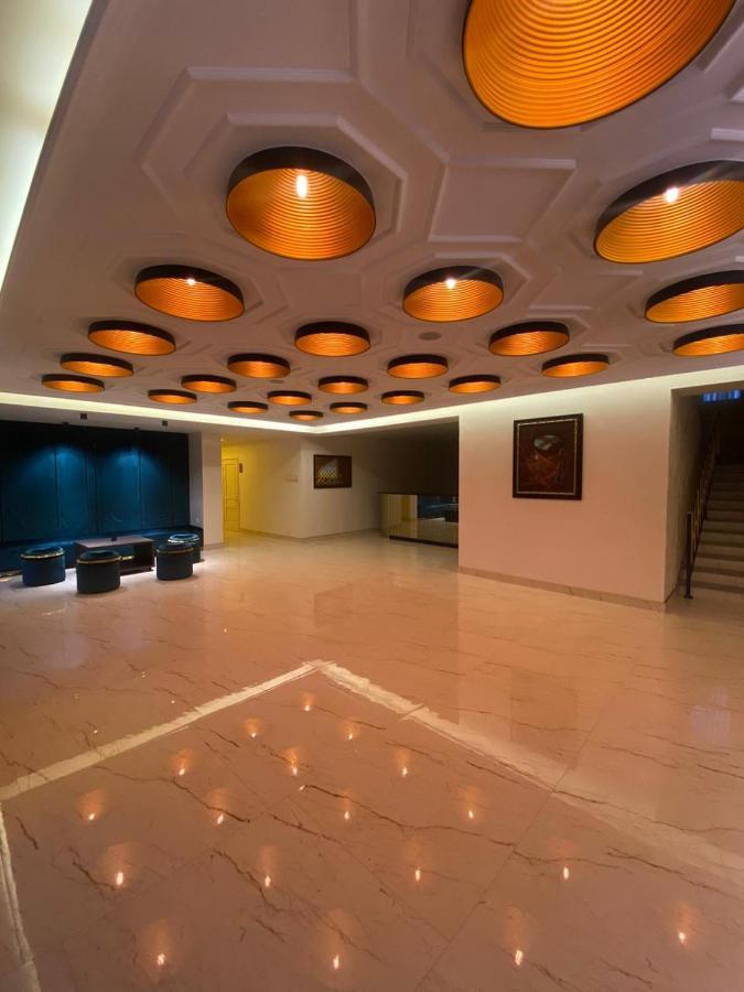Barhat Hotel & Spa Taraz Exterior foto