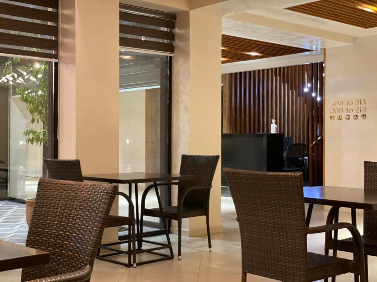 Barhat Hotel & Spa Taraz Exterior foto