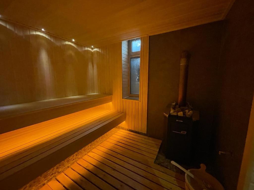Barhat Hotel & Spa Taraz Exterior foto
