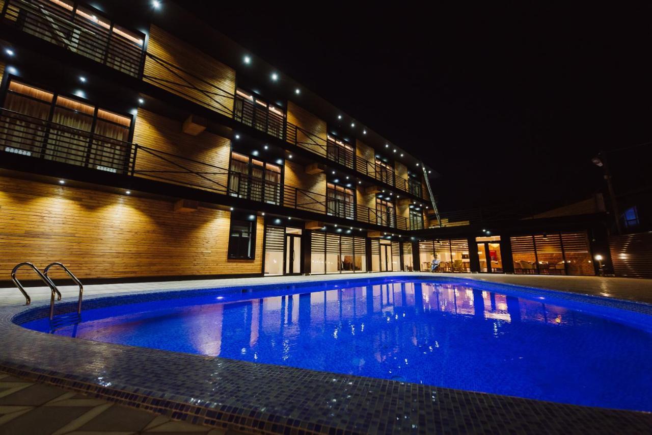 Barhat Hotel & Spa Taraz Exterior foto