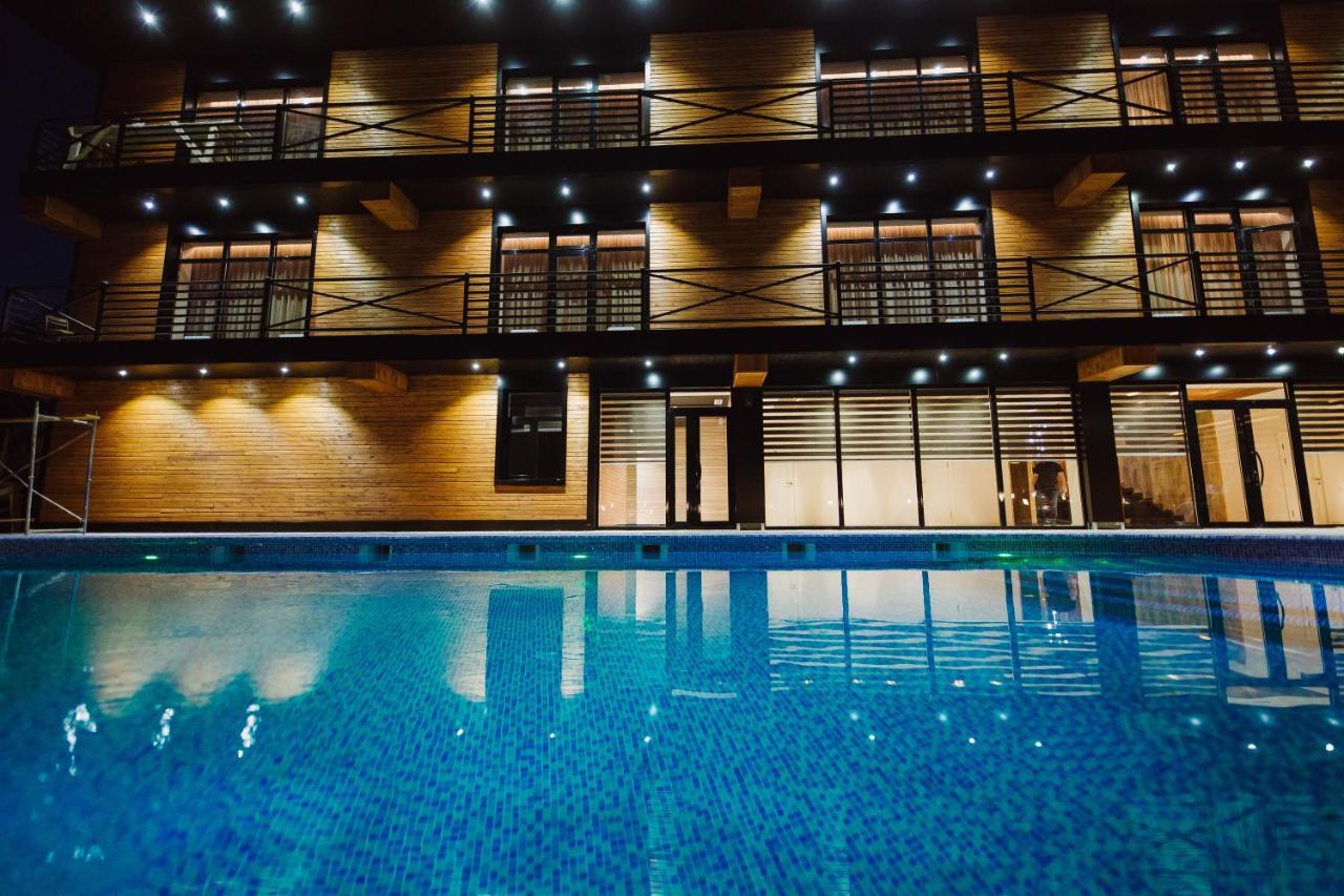 Barhat Hotel & Spa Taraz Exterior foto