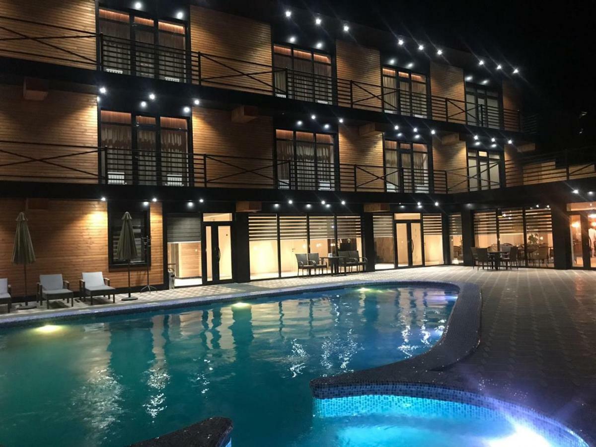 Barhat Hotel & Spa Taraz Exterior foto
